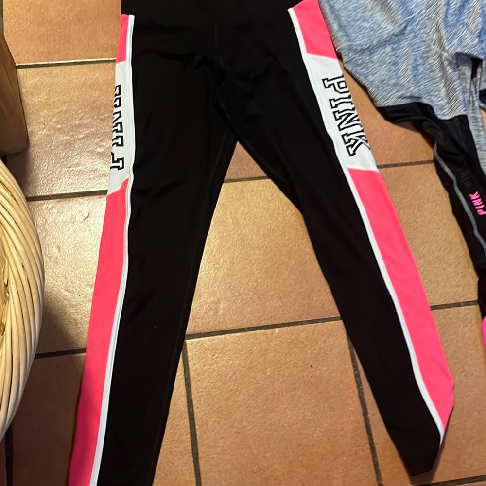 Pink leggings